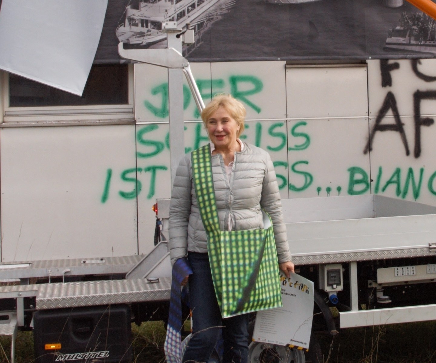 Kunst hilft tragen – die donumenta-Tasche